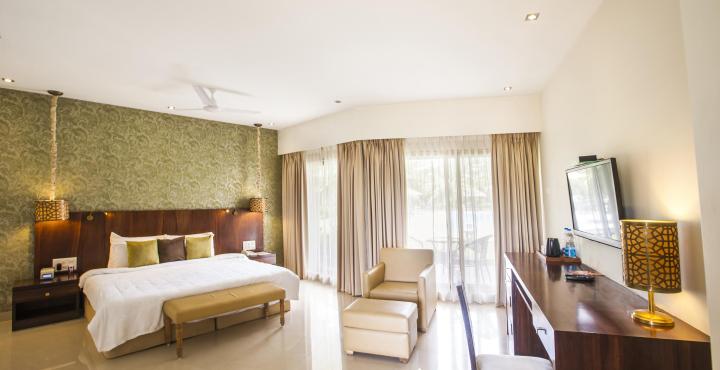U Tropicana Resort